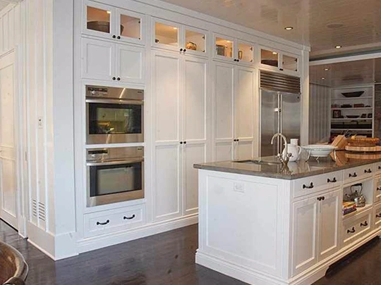 Residential Kitchen Cabinet Painting Services